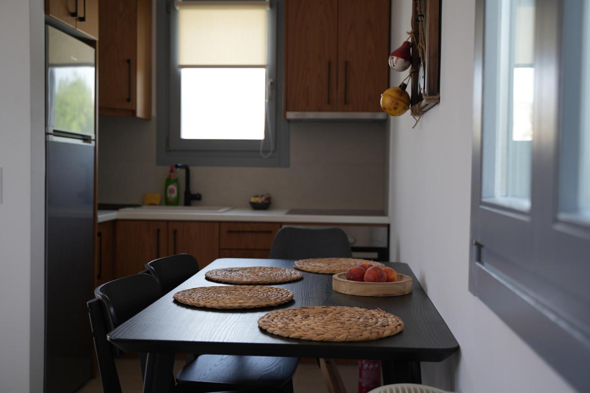 Pyrra Apartments Skyros Exterior photo