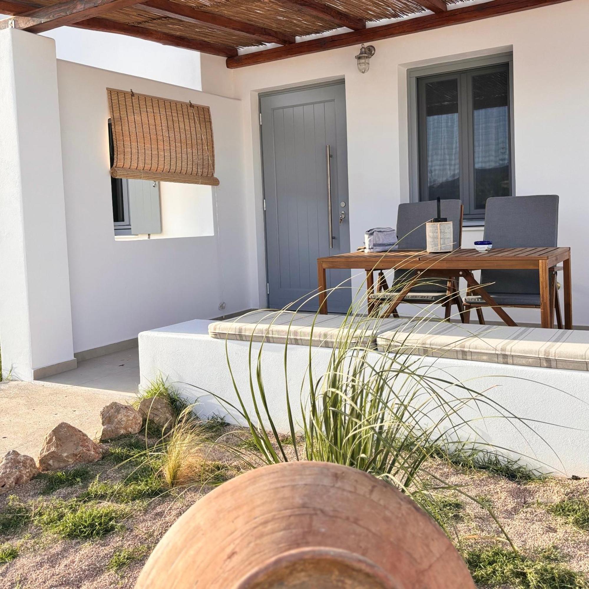 Pyrra Apartments Skyros Exterior photo